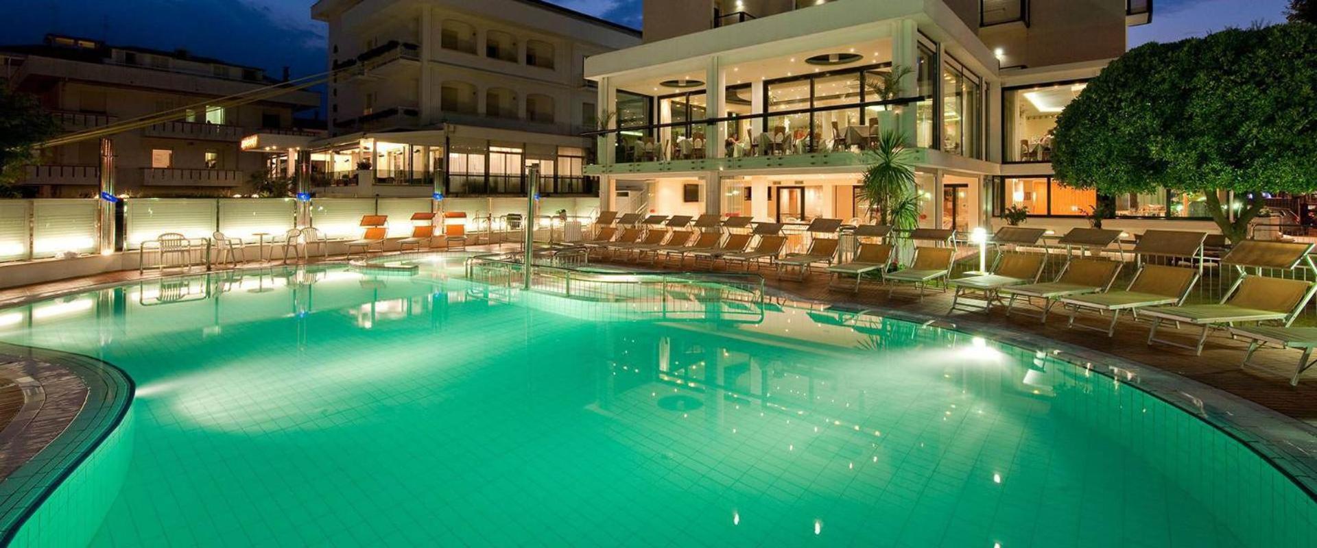 Hotel 2000 Riccione Exteriér fotografie