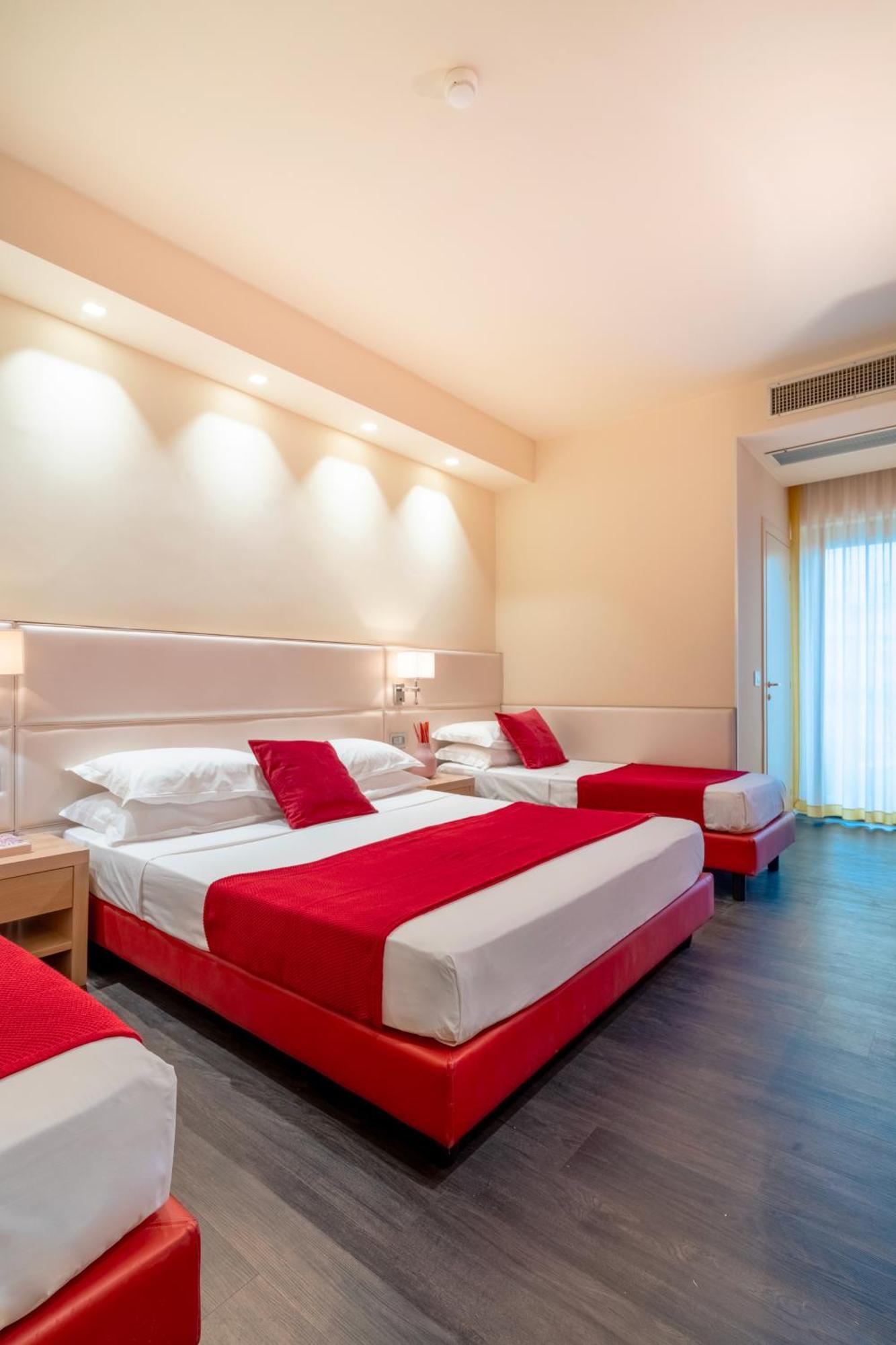 Hotel 2000 Riccione Exteriér fotografie