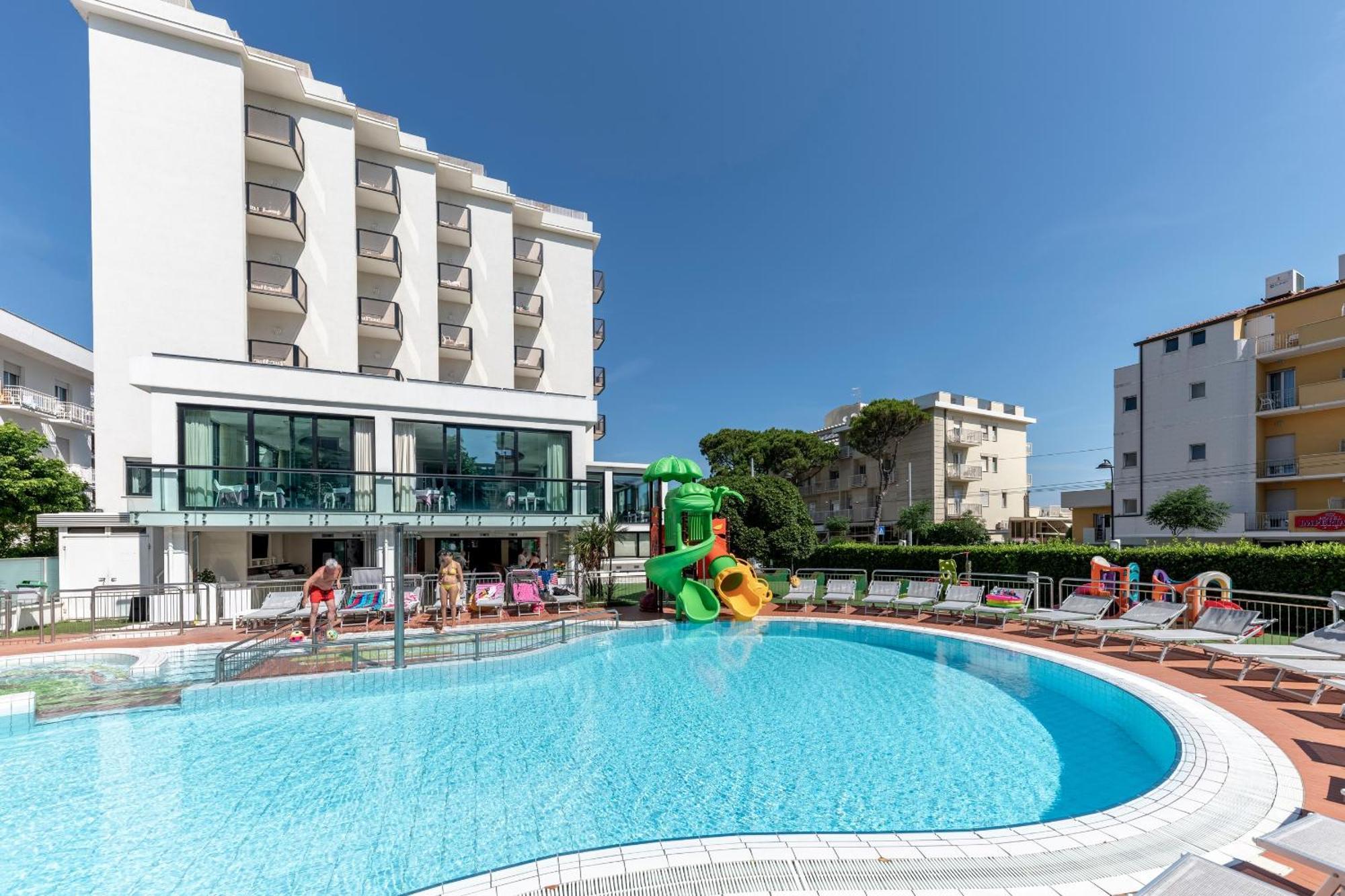 Hotel 2000 Riccione Exteriér fotografie